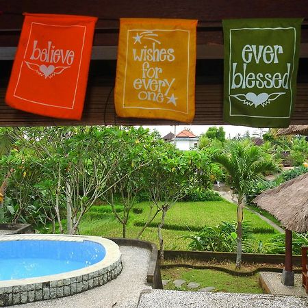 Mandala Hostel Ubud Exterior photo