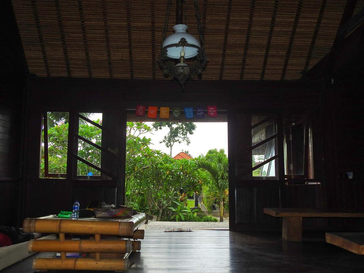 Mandala Hostel Ubud Exterior photo